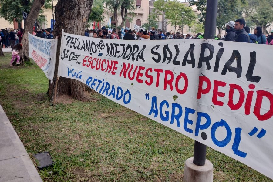 Corrientes: advierten retención indebida de salarios policiales y piden ir a la Justicia