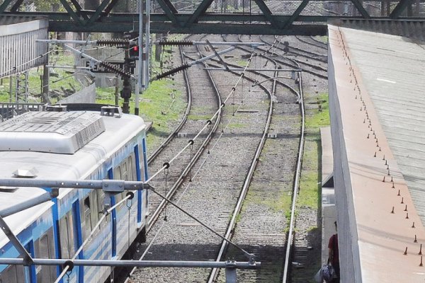 Un niño murió arrollado por un tren y los vecinos agredieron al maquinista y a la policía