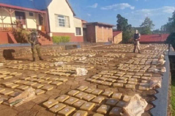 Prefectura decomisó millonario cargamento de droga en Corrientes