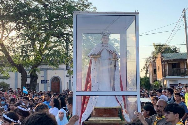 De distintas partes del país, devotos llegan a celebrar al Santo Peregrino