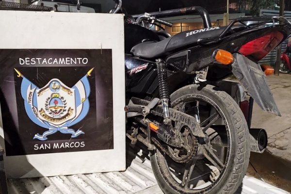 La Policía recuperó una motocicleta denunciada como sustraída y demoró a un sujeto mayor de edad