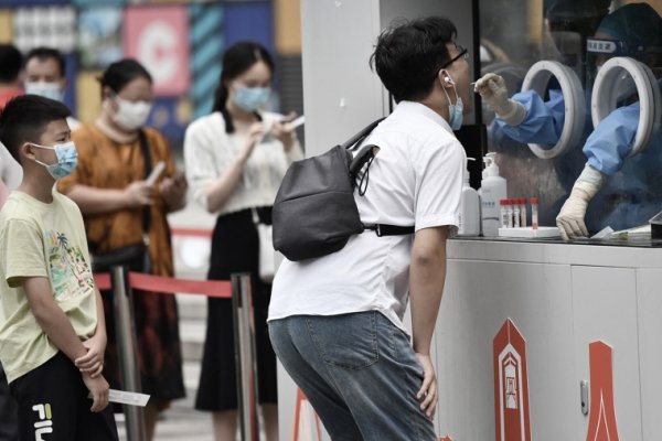 China confinó una ciudad de 20 millones de habitantes por nuevo brote de coronavirus