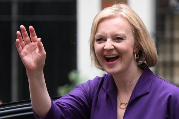 Liz Truss ya es la primera ministra del Reino Unido