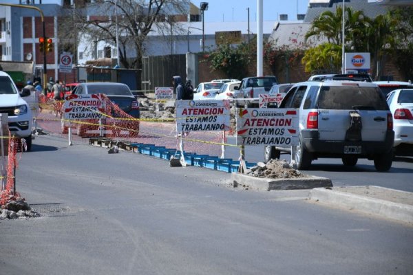 Extienden parterres en avenida Armenia para evitar cruces peligrosos