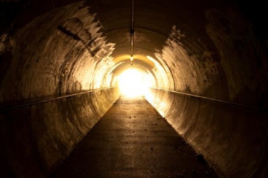 Una luz al otro lado del túnel