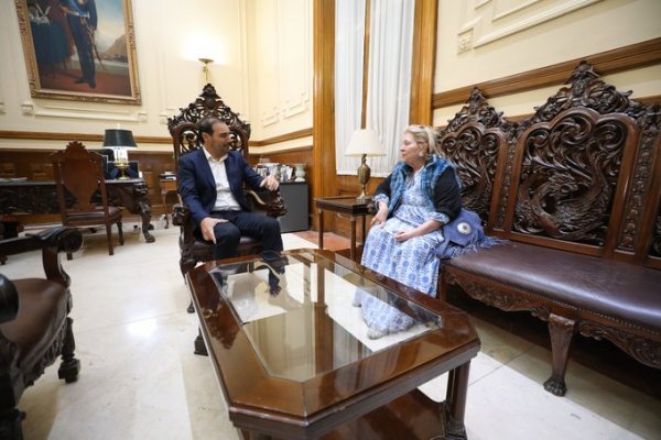 Corrientes: Carrió con Valdés y una foto de unidad en Juntos por el Cambio