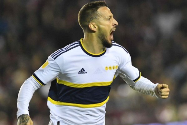 Boca, otra vez de la mano de Benedetto, le ganó a Lanús y trepó a la punta