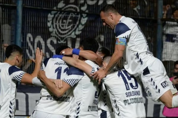 Gimnasia le ganó a Arsenal y es líder de la Liga Profesional