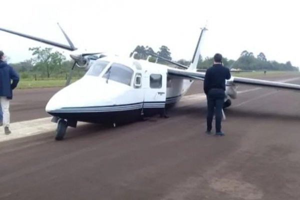 Avioneta privada que volaba rumbo a Corrientes aterrizó de emergencia en Misiones