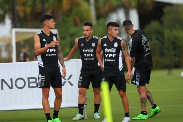 La Selección Argentina se entrenó antes de Honduras