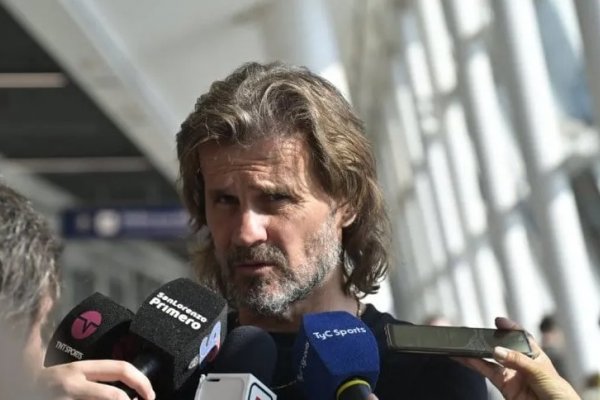 Insua trató a Tinelli de cobarde y lo invitó a resolver el problema 