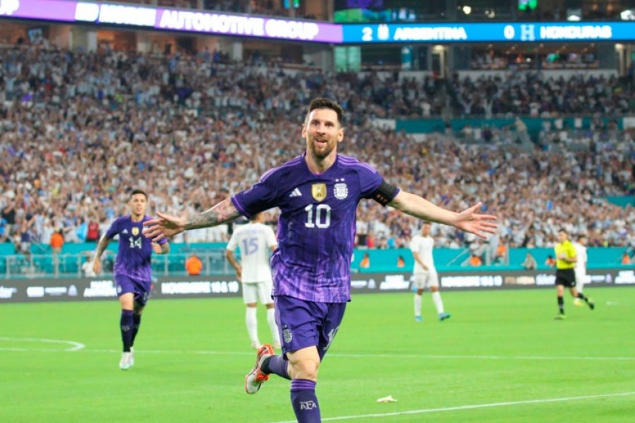Argentina le ganó 3 a 0 a Honduras, con un golazo de Messi