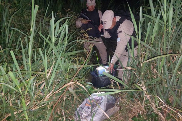 Corrientes: Prefectura incautó 60 panes de marihuana