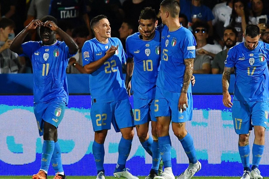 Italia le ganó a Hungría y es semifinalista de la Nations League