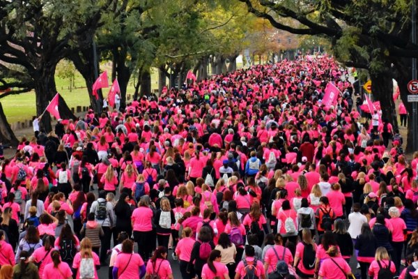 Más de 10 mil personas se unieron para ganarle al cáncer de mama