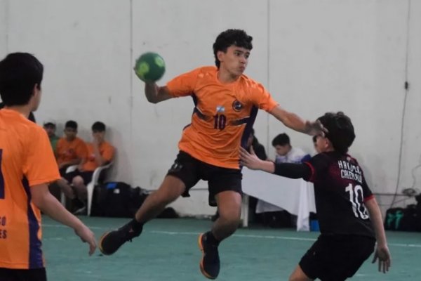 Joven correntino a la selección Argentina de handball