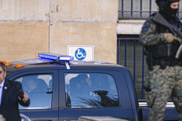 Allanamientos y secuestro de teléfonos en la causa por el atentado contra Cristina