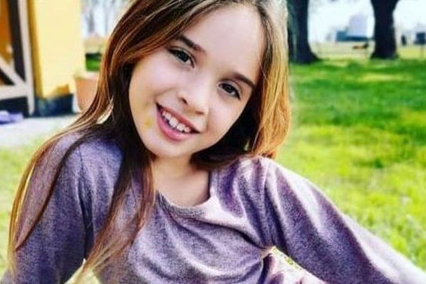 Una nena de 10 años salió a buscar leche, una jauría la atacó y está grave