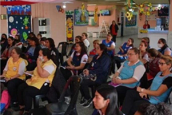 Docentes se capacitaron en Educación Digital en los CDI