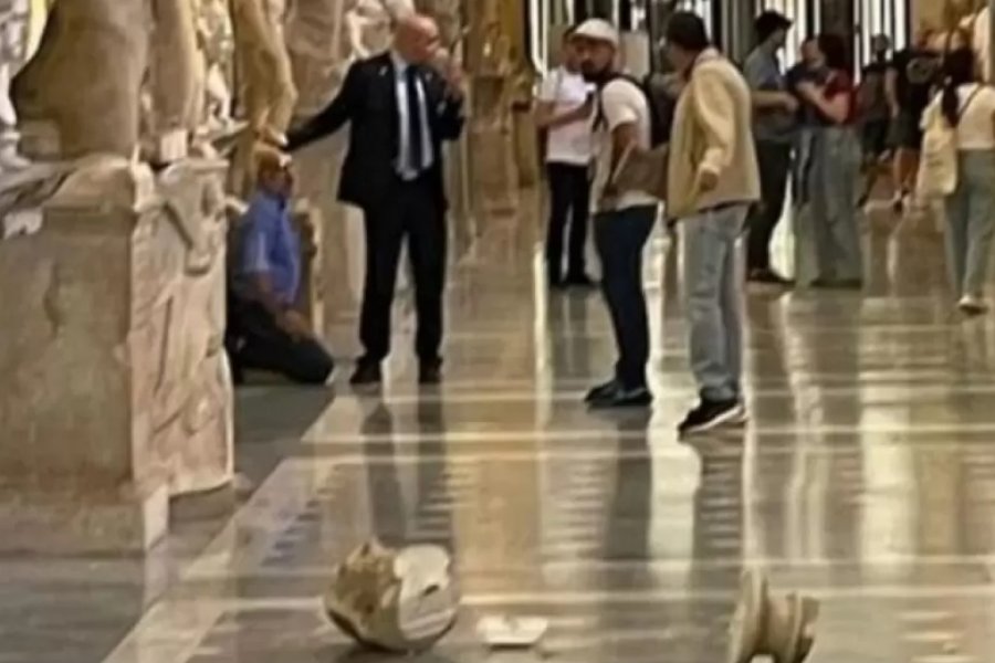 Un turista destrozó dos estatuas del Vaticano porque le negaron una audiencia con el Papa