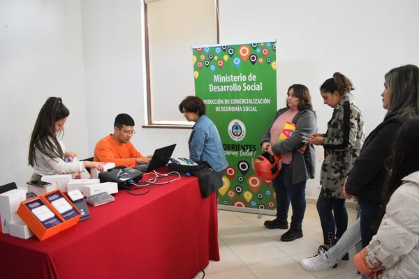 Realizaron la entrega de posnet a emprendedores en Saladas