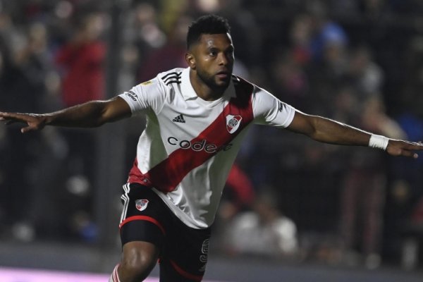 River ganó en su visita a Patronato en Paraná y no se baja de la pelea