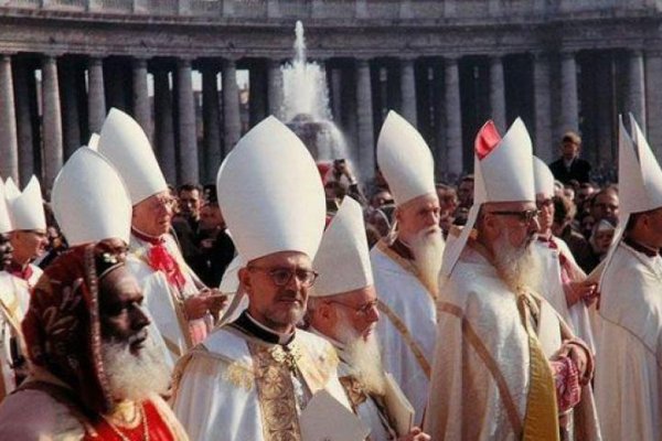 La Iglesia da gracias a 60 años del Vaticano II