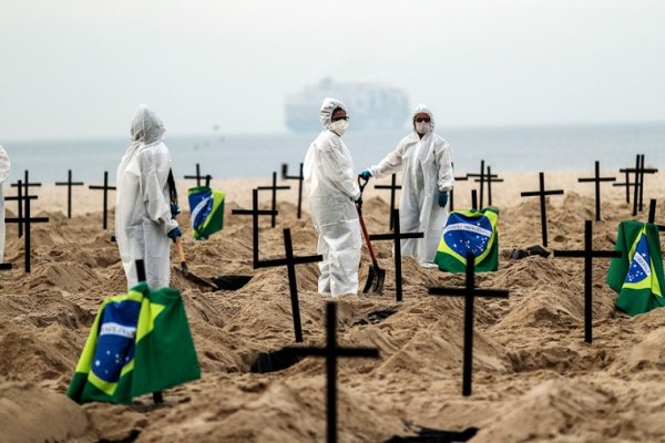 El negacionismo en pandemia hizo que más de 4.500 trabajadores de salud murieran en Brasil
