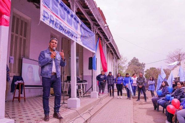 Presentación oficial del candidato a presidente por Libres del Sur