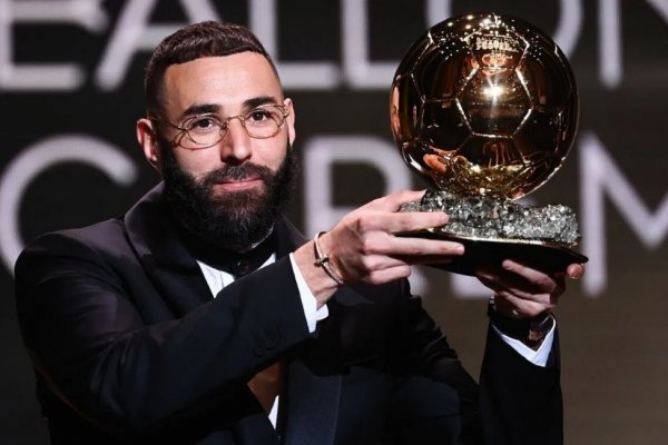 Karim Benzema cumplió con todos los pronósticos y ganó el Balón de Oro 2022