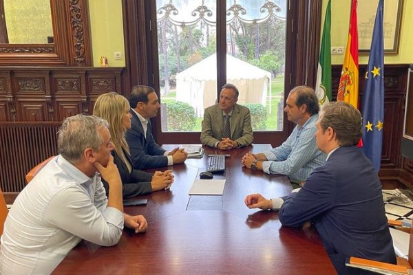 El gobernador en España: reuniones con el Gobierno de Andalucía