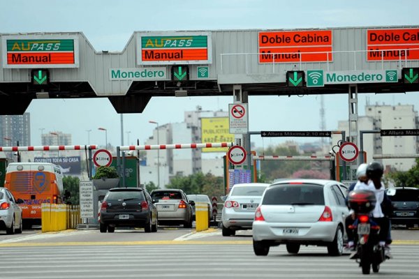 Trabajadores de peajes realizan un paro por 24 horas y liberan barreras