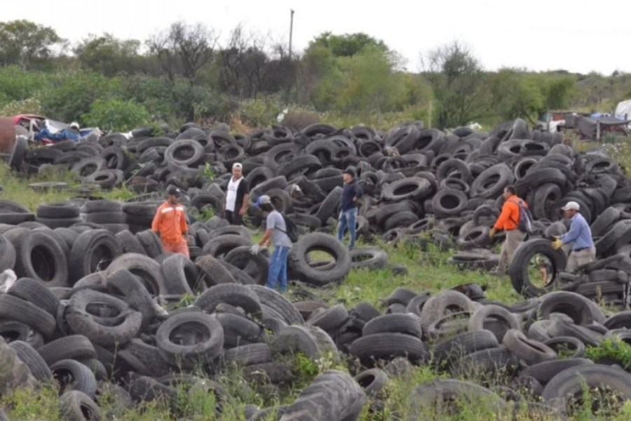 La localidad de Mercedes envió las primeras toneladas de neumáticos para reciclar