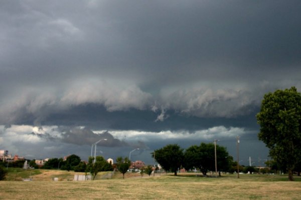 Rige un alerta por vientos y tormentas fuertes para Corrientes