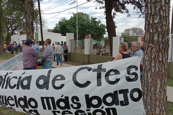 Corrientes: policías y penitenciarios en caravana marcharán a la gobernación