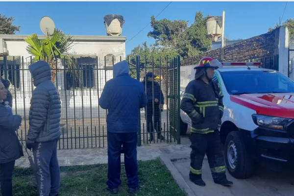 Joven habría asesinado a su abuela y luego prendido fuego la vivienda donde vivían