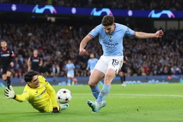 Julián Álvarez, sacrificio y gol: remontada del Manchester City ante Sevilla