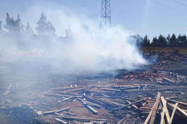 La Policía actuó en principio de incendio en un aserradero de Villa Olivari