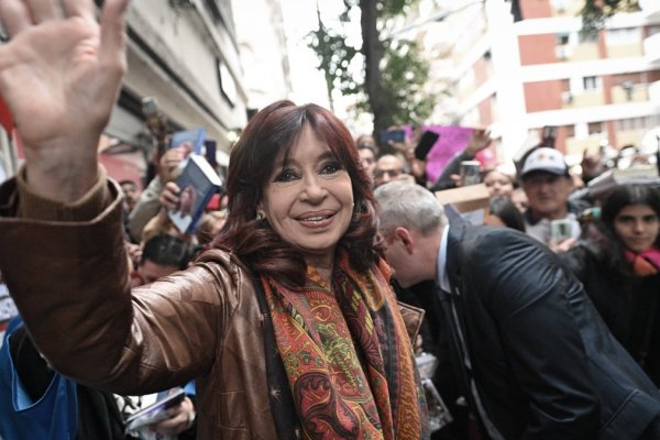 Cristina Fernández participa como invitada del plenario de la UOM
