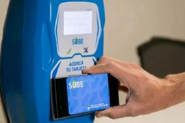 Una joven quiso consultar el saldo de la SUBE, se electrocutó y está internada