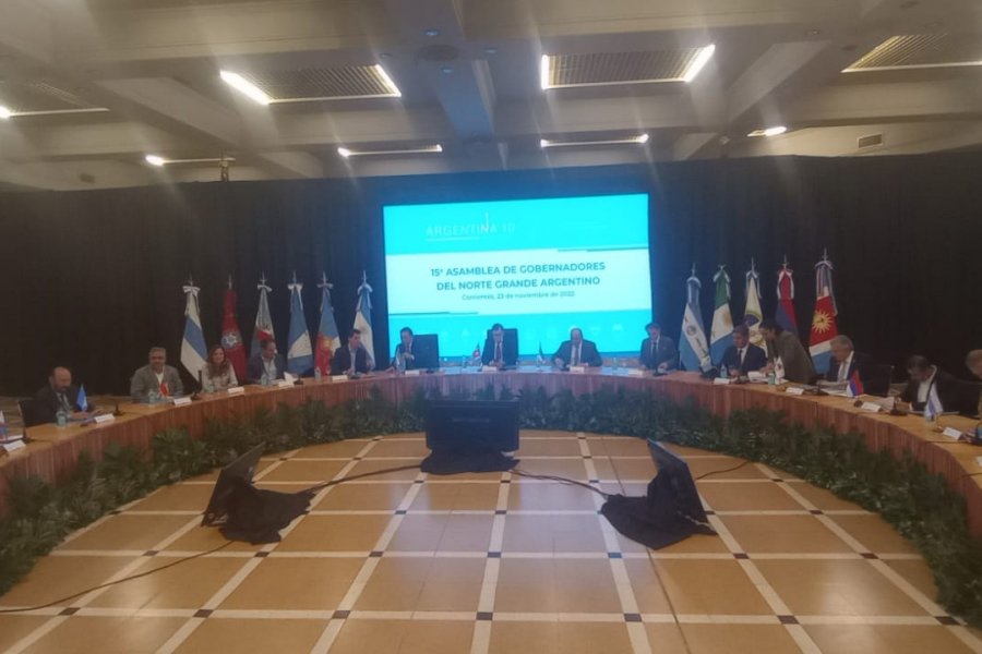 Inició la cumbre de gobernadores del Norte Grande en Corrientes
