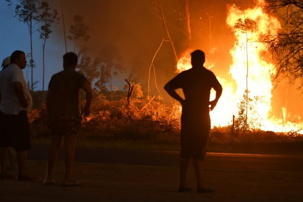 Incendio rural puso en alerta  una localidad del interior correntino