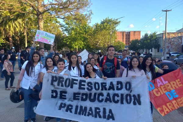 Corrientes: confirman cierre de carreras docentes para el año que viene