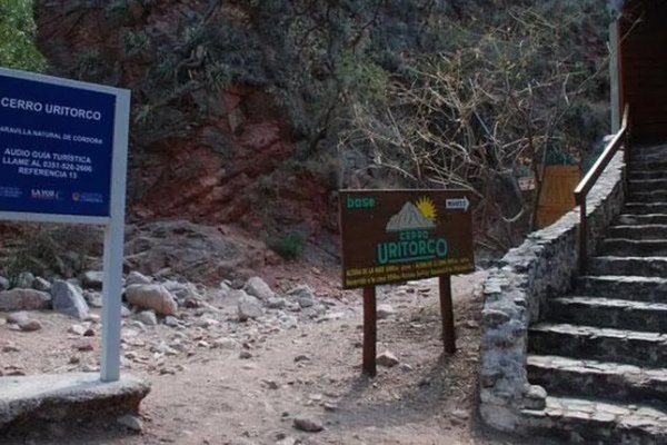 Capilla del Monte: un turista de 59 años murió mientras escalaba el Cerro Uritorco