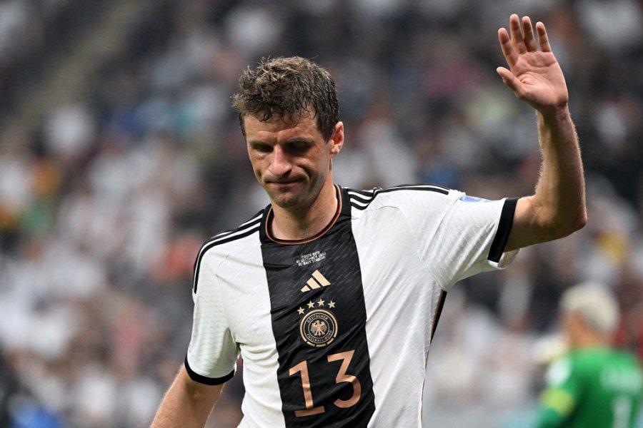Thomas Müller se retiró de la selección de Alemania tras la eliminación del Mundial