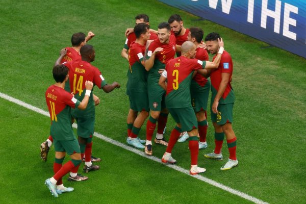 Portugal aplastó a Suiza y se metió en cuartos de final de la copa del mundo