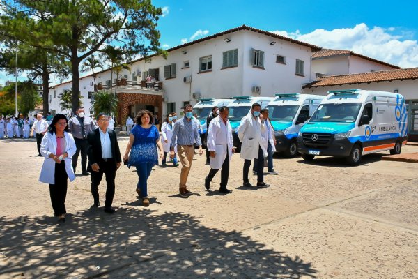 La Provincia recibió por parte de Nación nueve ambulancias con la presencia de la ministra de Salud