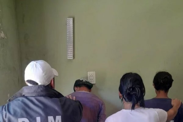 Corrientes: una pareja intentó atacar con un cuchillo a policías