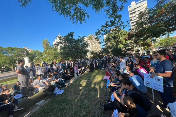 Corrientes: paro de residentes médicos en centros asistenciales de la provincia