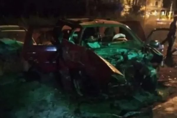 Murieron tres personas en un choque frontal entre una camioneta y un auto en Río Negro